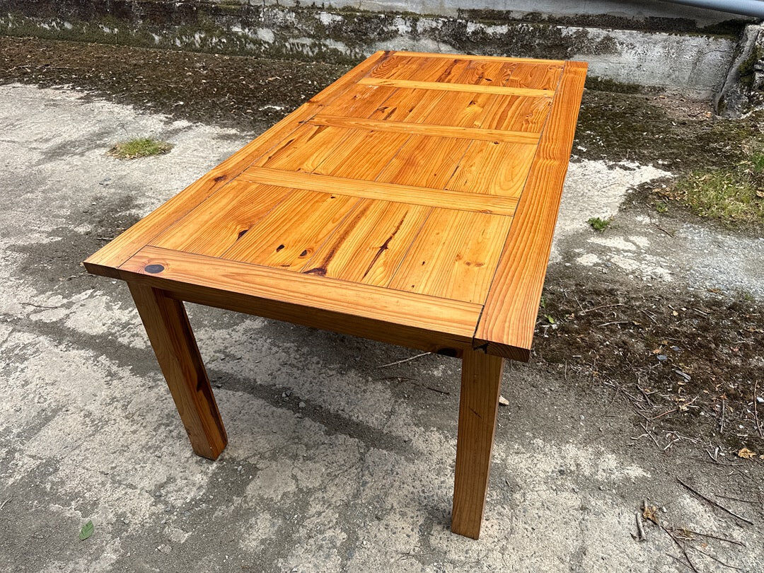 Dining table – Furniture – Rustic solid pine farmhouse style