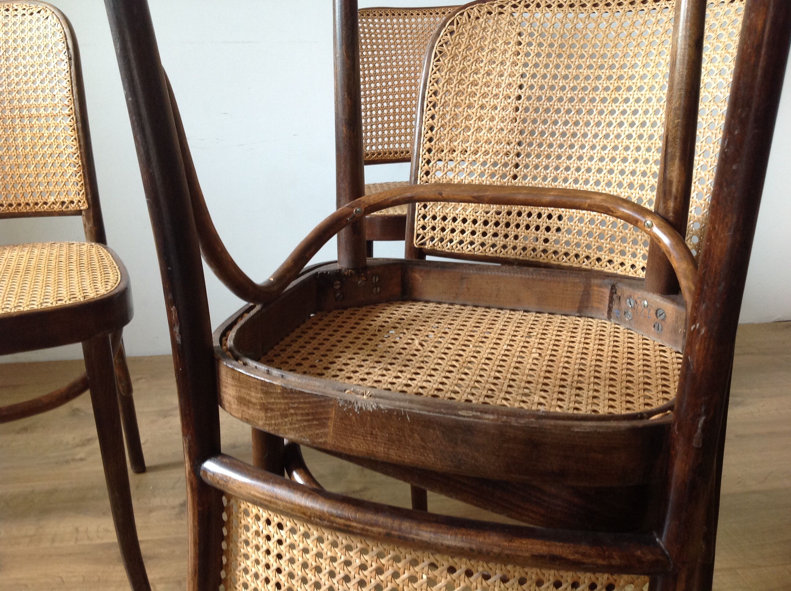 4 chairs 811 Hoffman Thonet