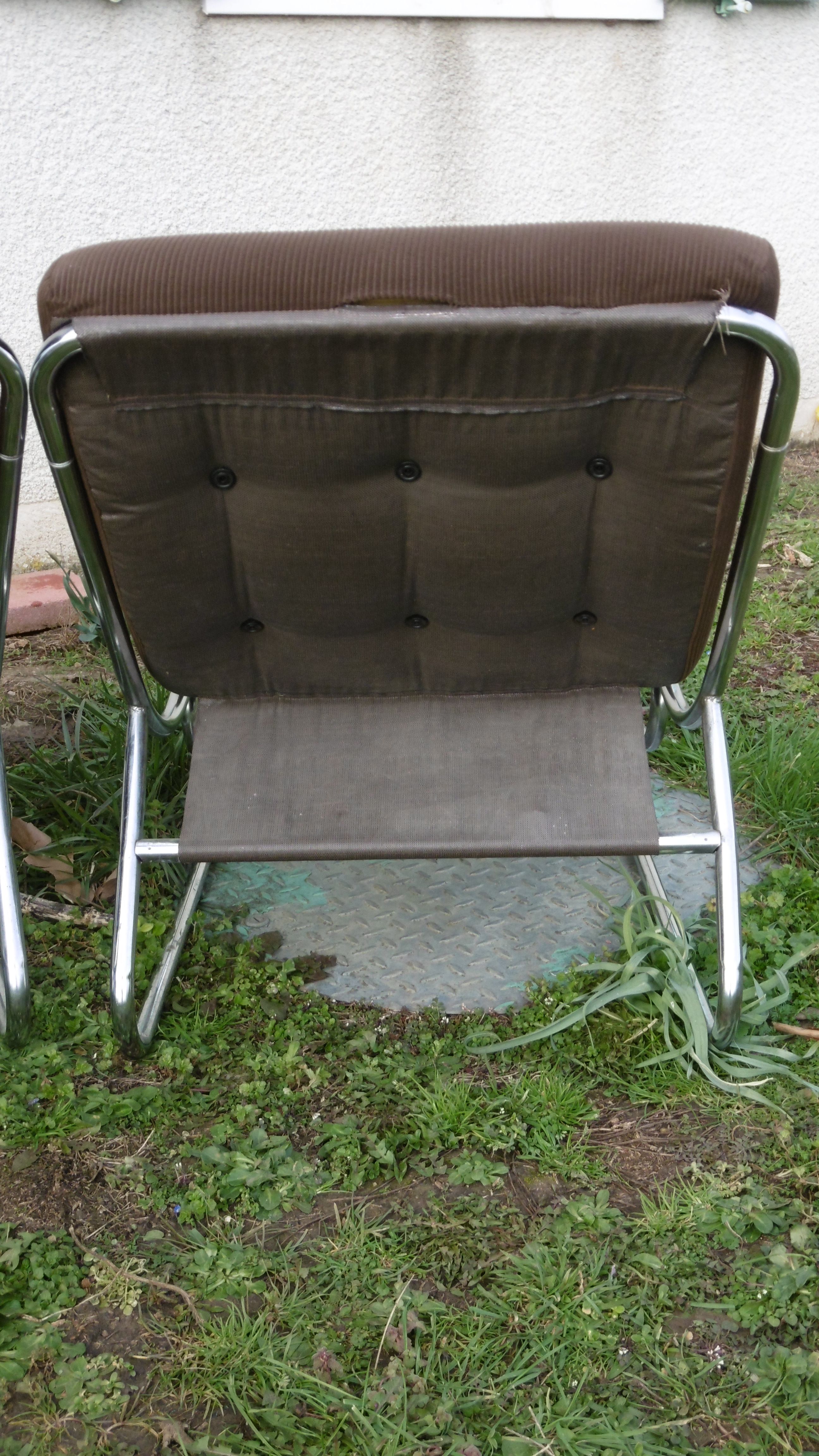 Chair tubular in Brown velvet of the 1970s