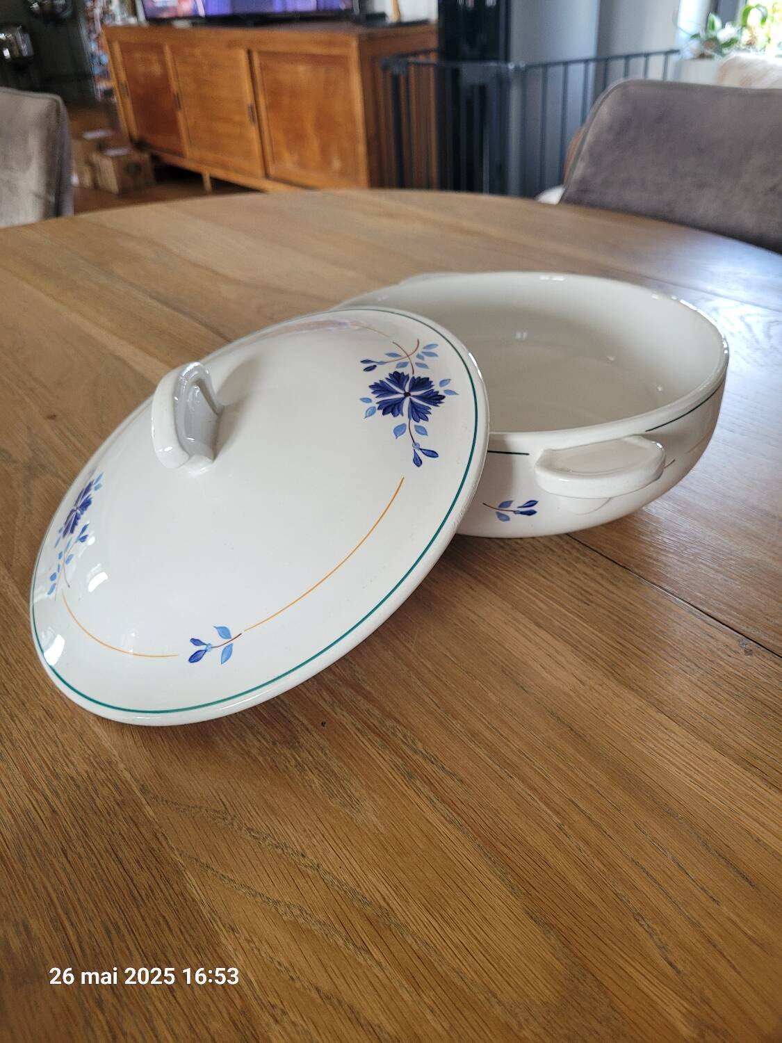 Soup tureen Moulin des Loups St Amand