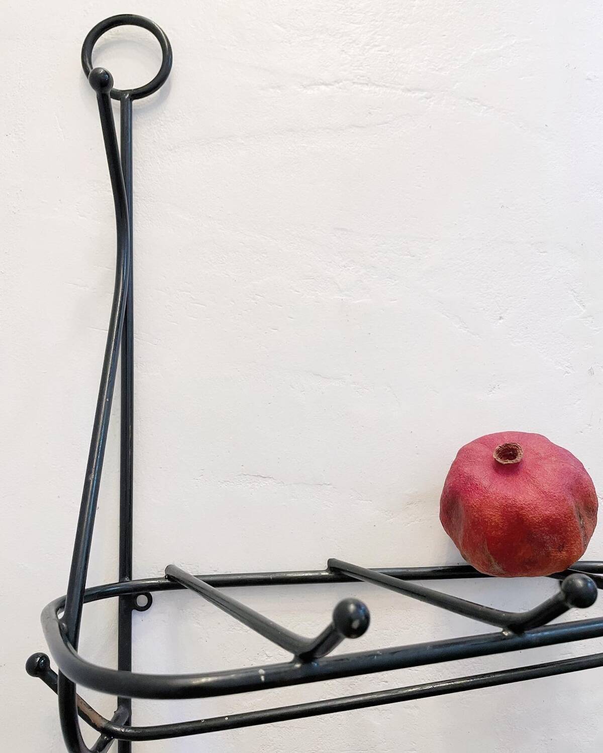Wall coat rack