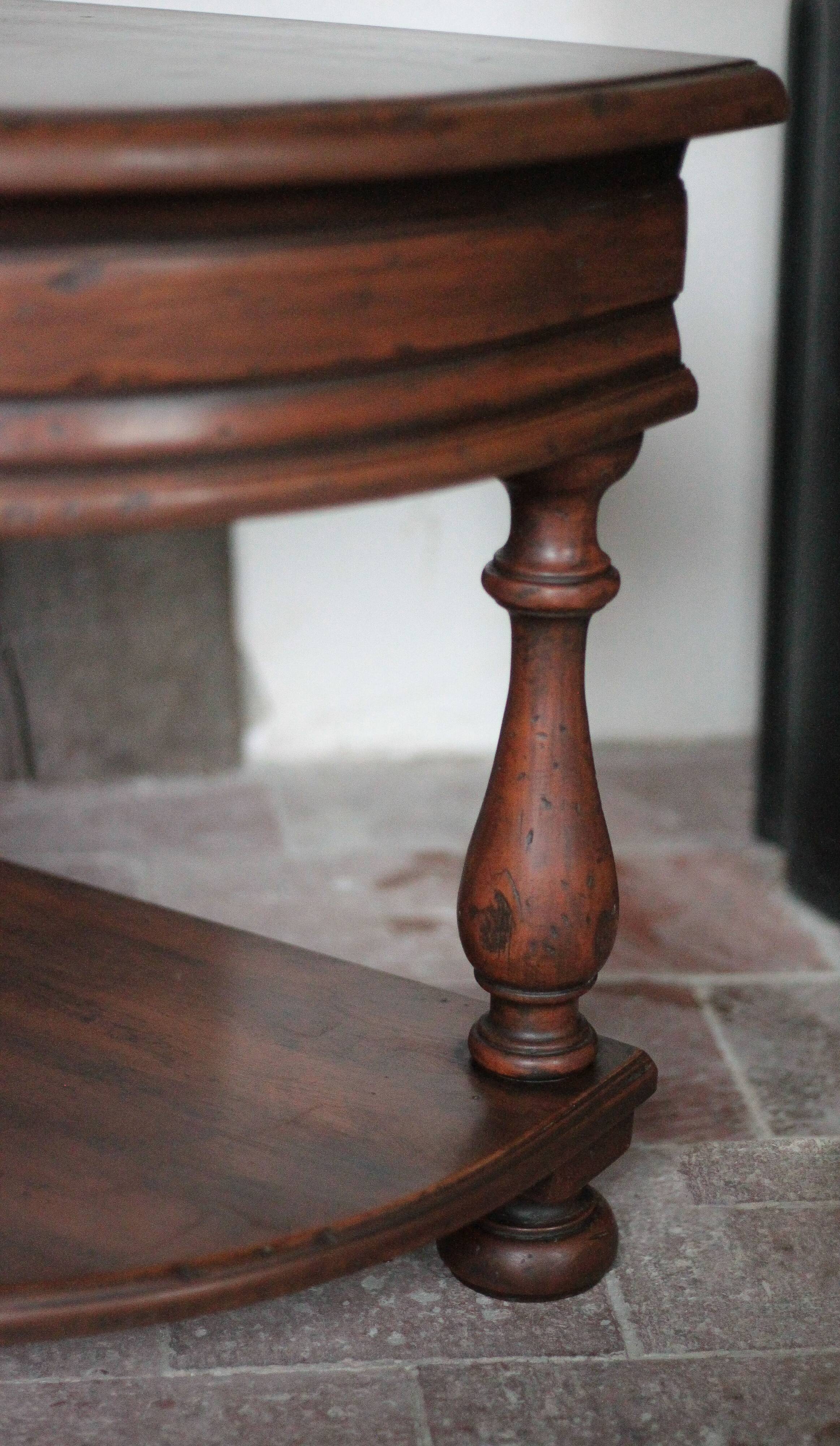 Pair of rounded wooden bedside tables, bedside table, end table.