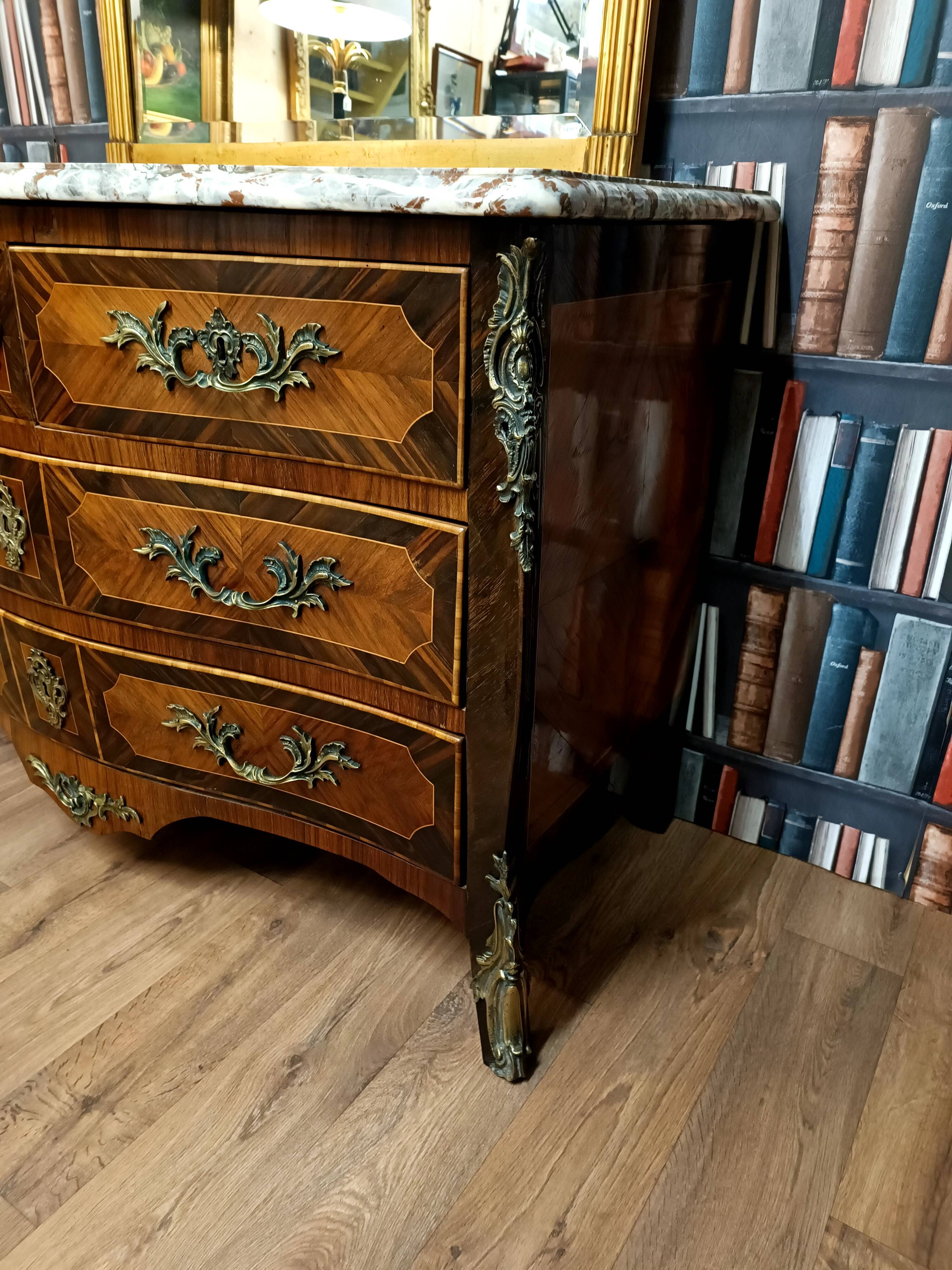 Louis XV commode