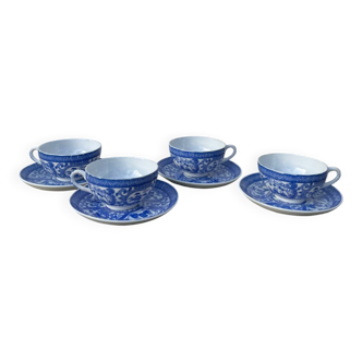 4 Japanese blue porcelain cups