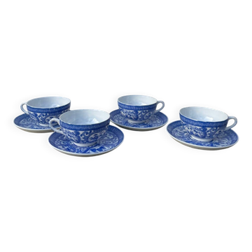 4 Japanese blue porcelain cups