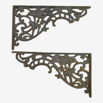Pair of cast iron bracket support shelf