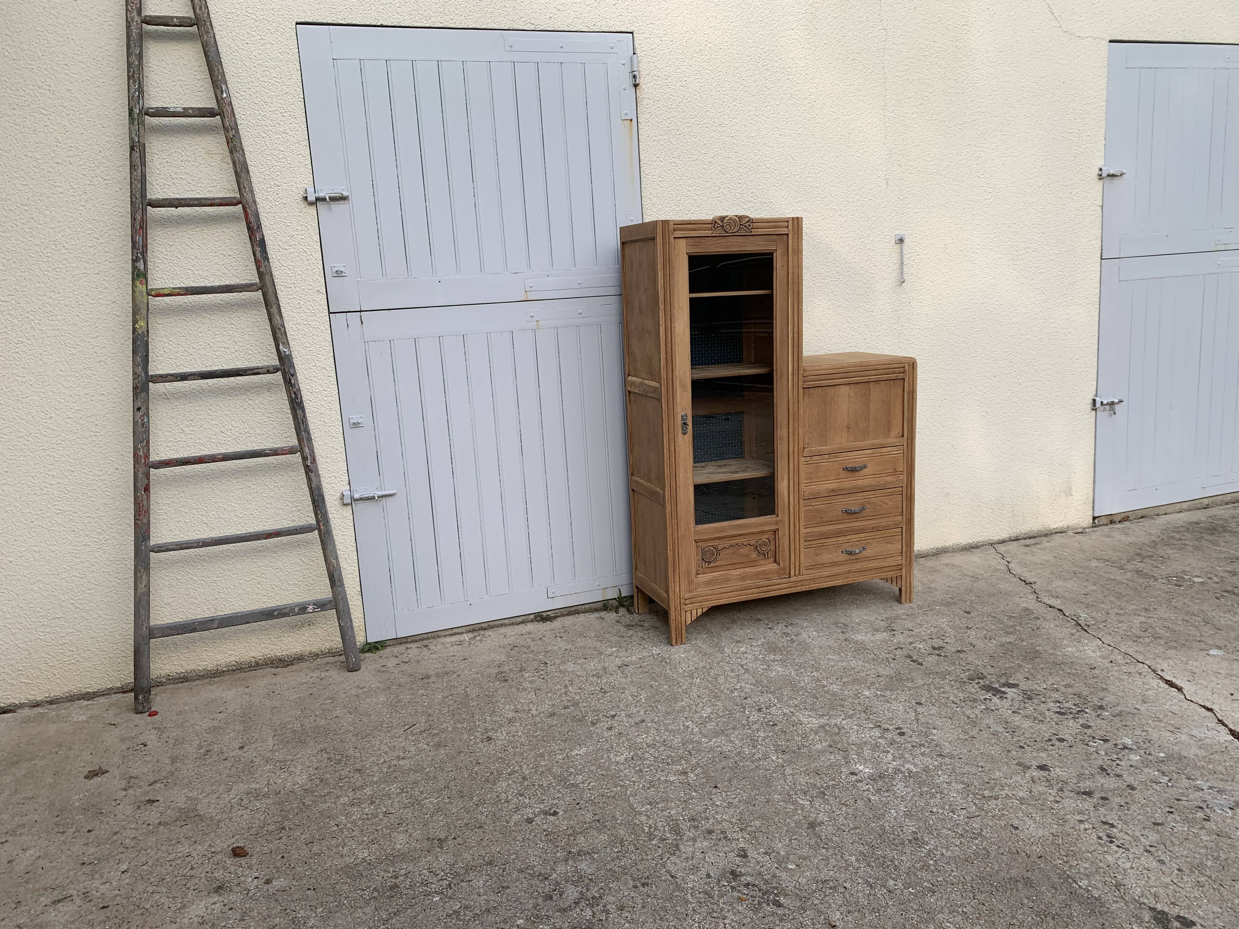 Art Deco asymmetrical glass Parisian wardrobe 1930