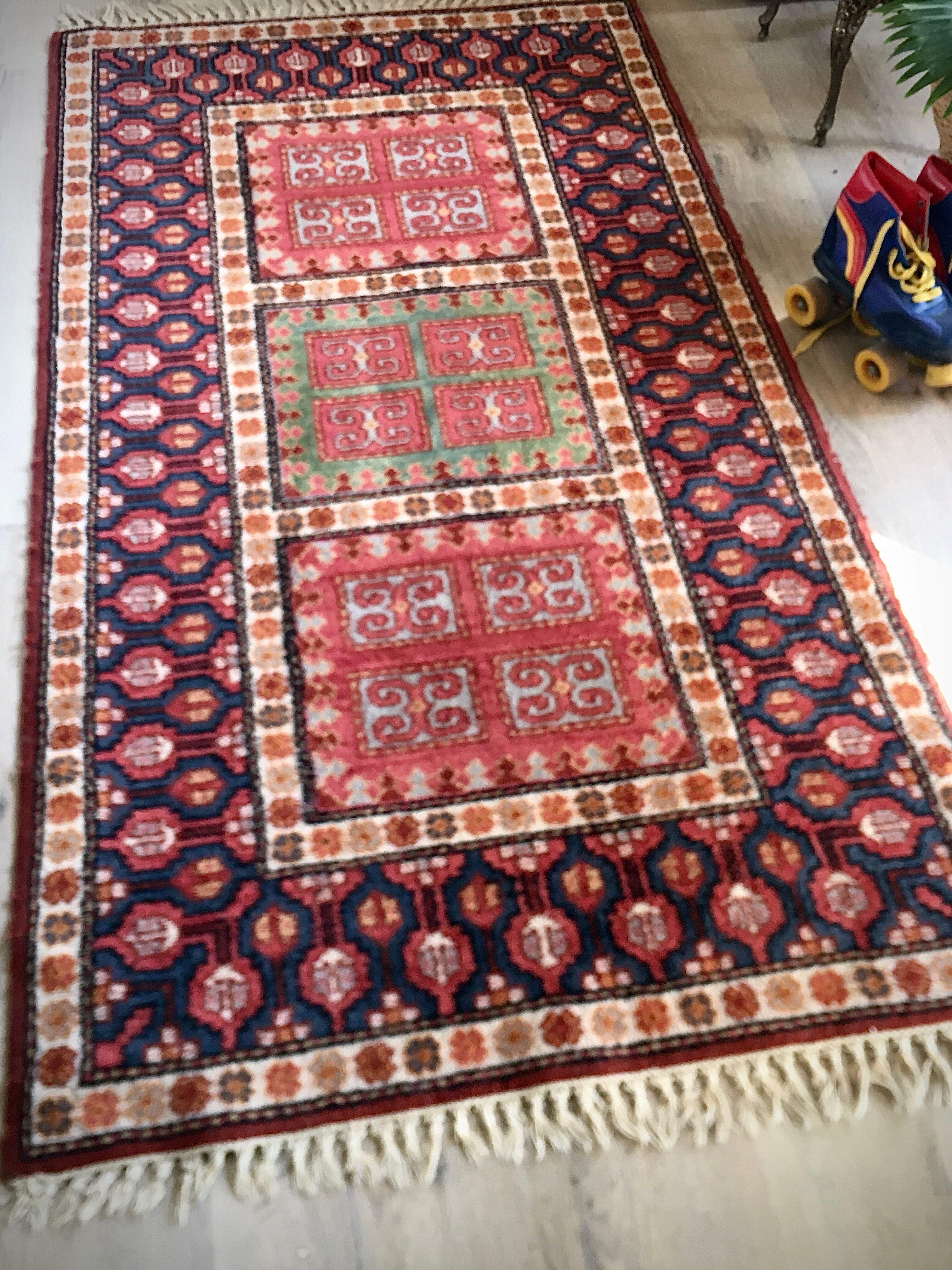 Oriental wool carpet 95x176cm
