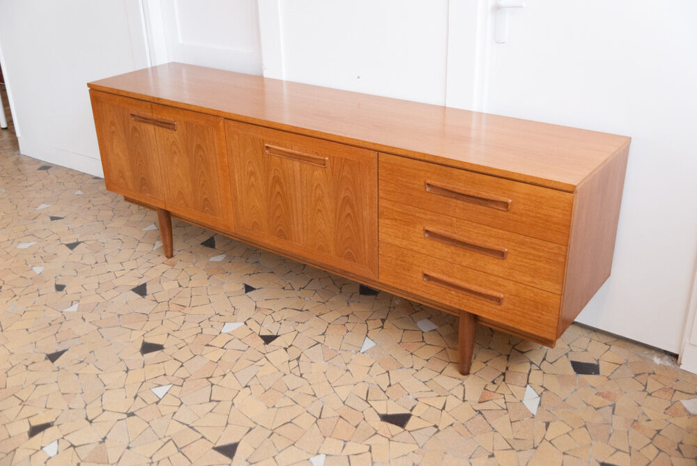 Scandinavian line clear teak