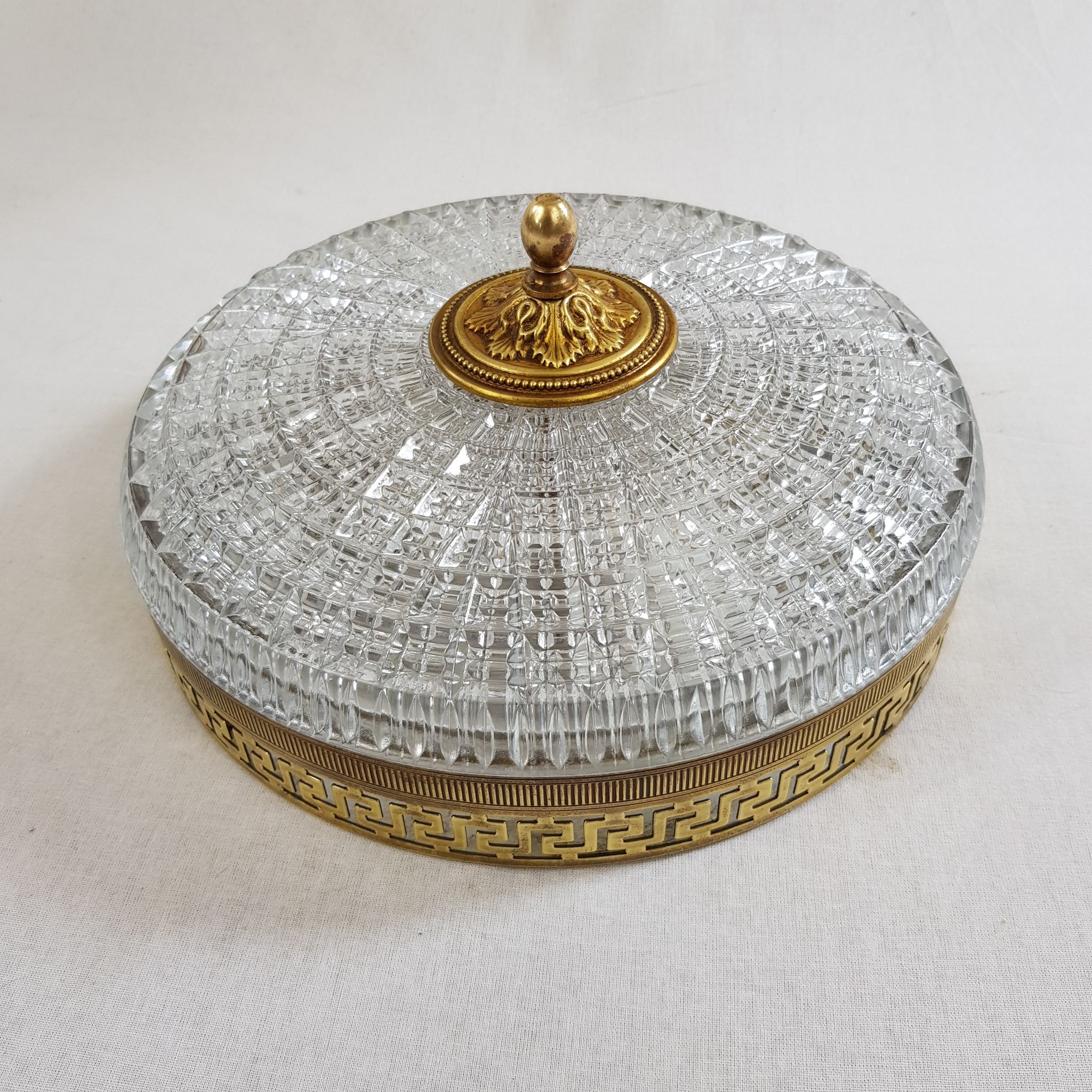 Plafonnier vieil or cristal Lucien Gau