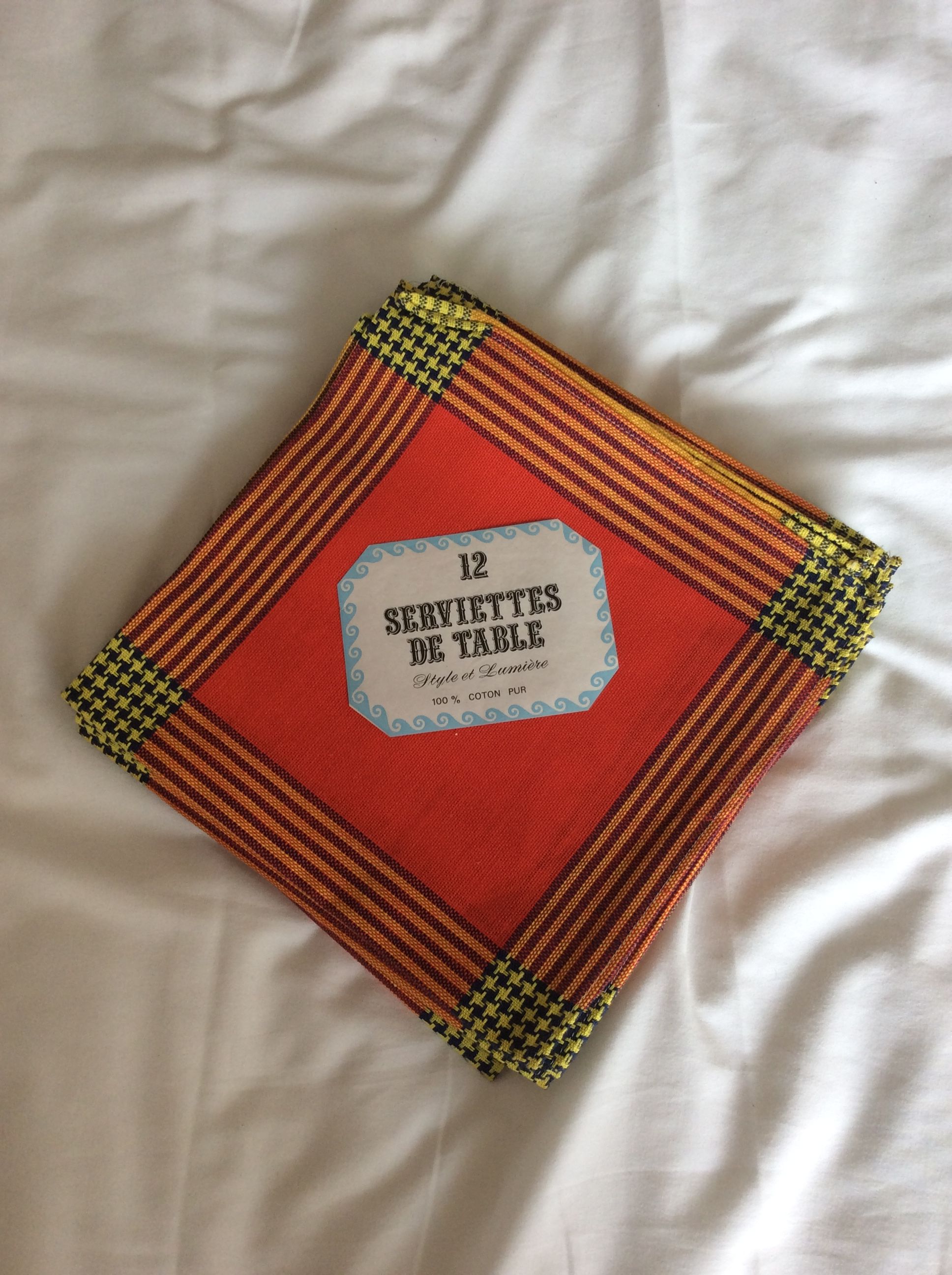 Set of 12 & 2 napkins