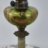 Lampe ancienne à pétrole en verre émaillé signée matador brenner