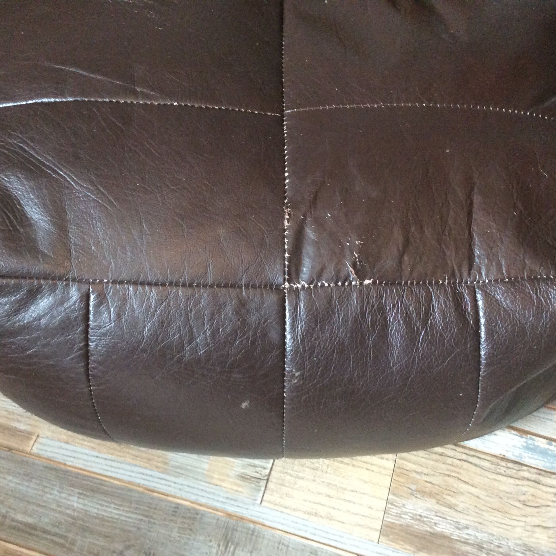 Set of the 70s sofa with heater and its 2 beanbags