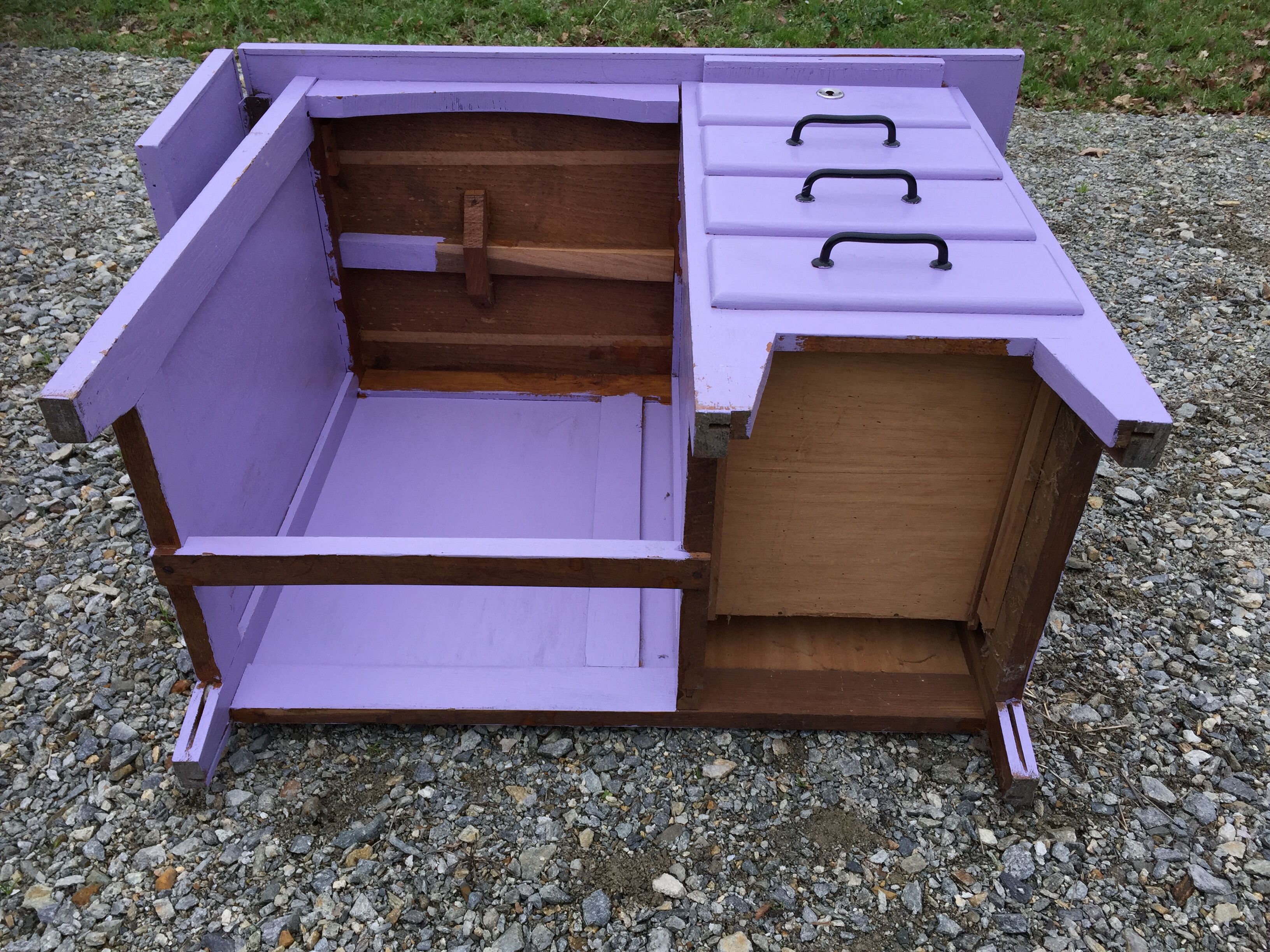 Vintage oak desk with 4 drawers painted in purple.