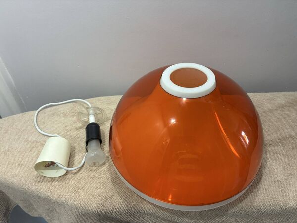 Lampe suspendue en acrylique orange Dijkstra, années 1970