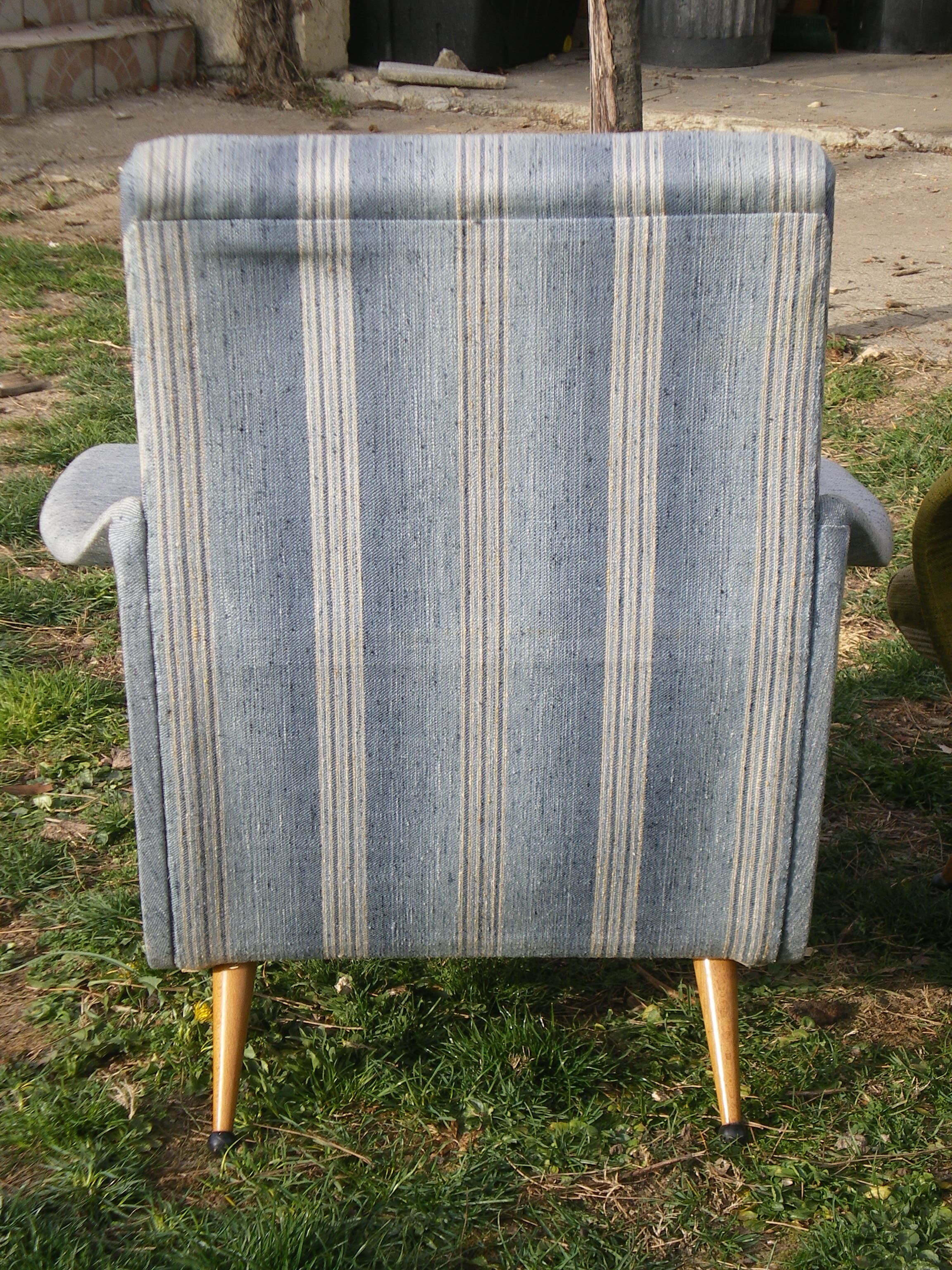 Pair of vintage armchairs, Italian design