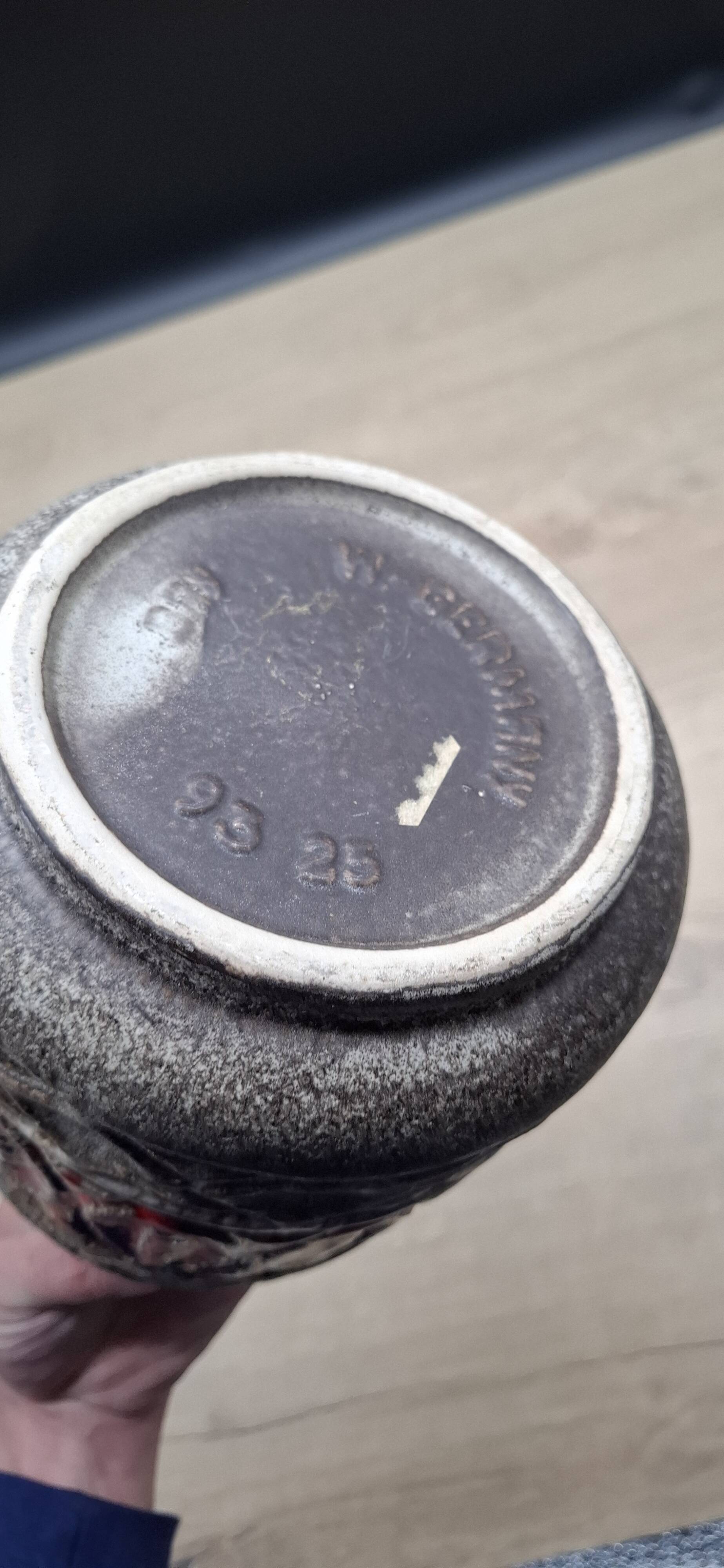 West Germany red vase 9325