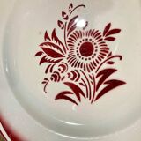 Digoin Sarreguemine red plate