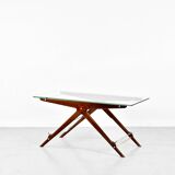 Table basse italienne en acajou, laiton et verre