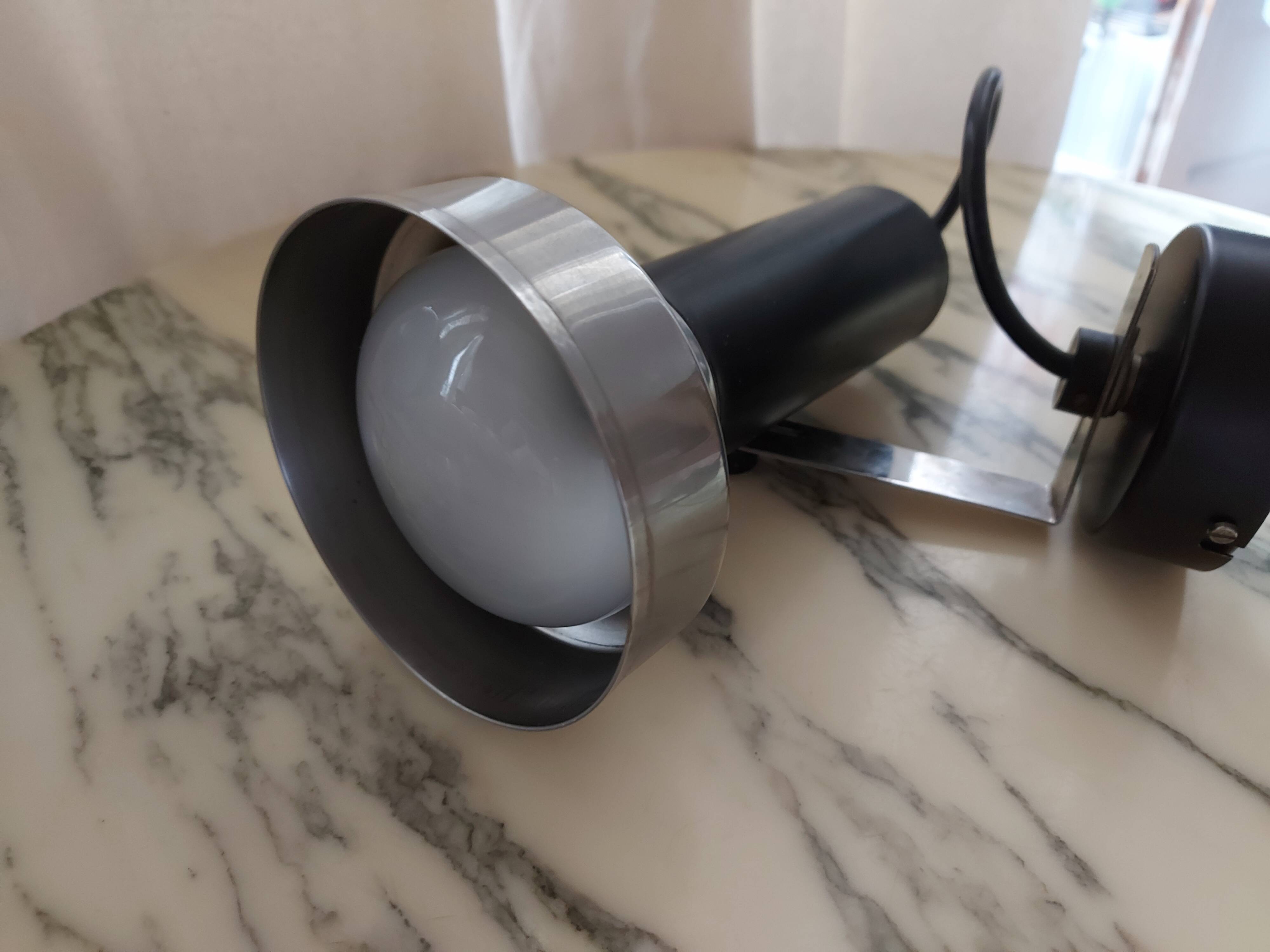 Apllique mural, vintage spot in metal 70'S