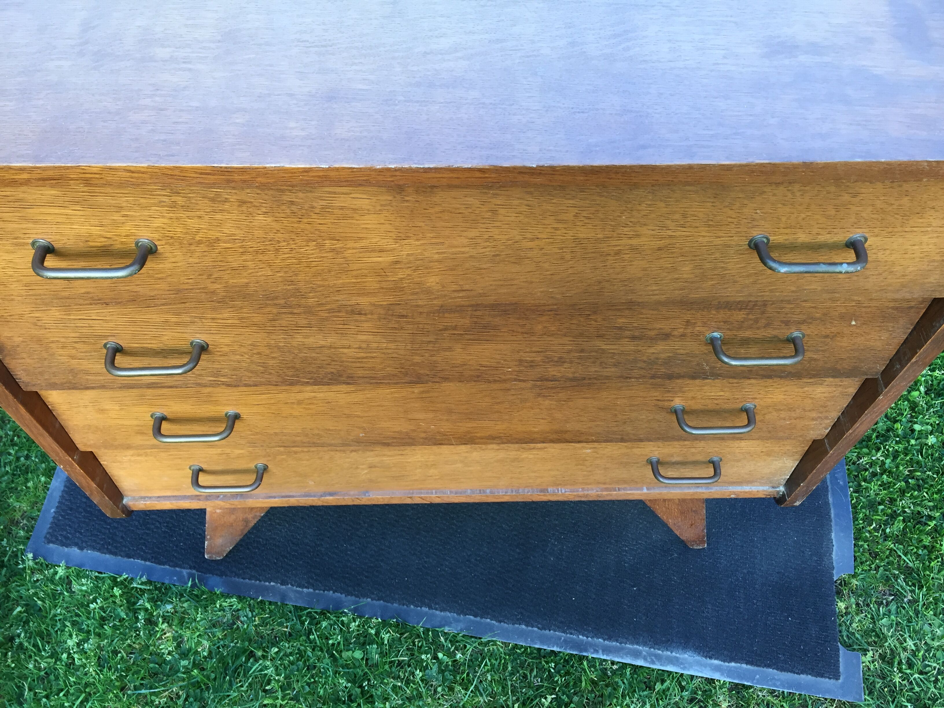 Commode vintage à pieds compas en chêne