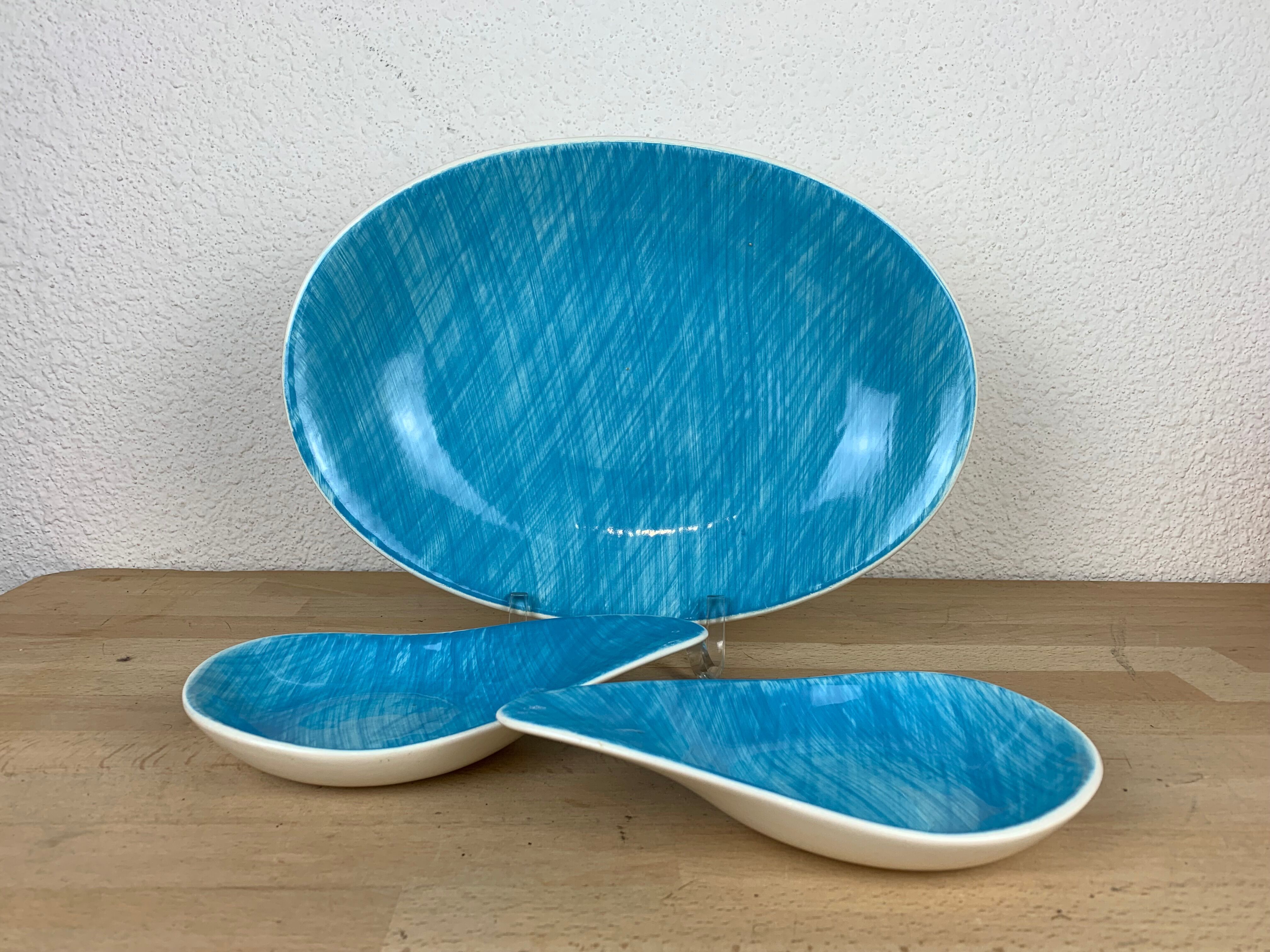 Flat and two Mistral cups by Salins France, blue, 60s