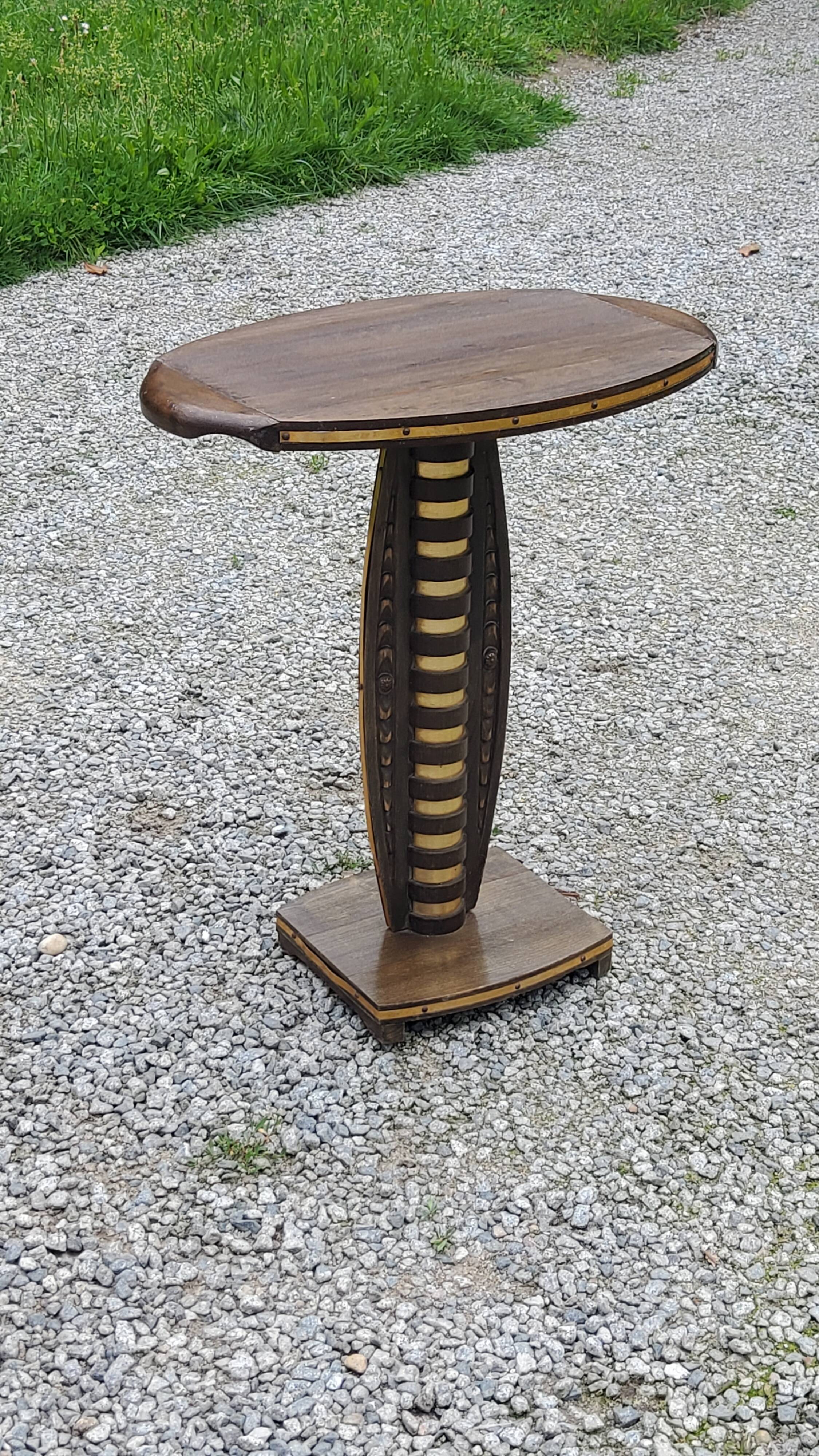 Art deco style pedestal table in beech and gold metal