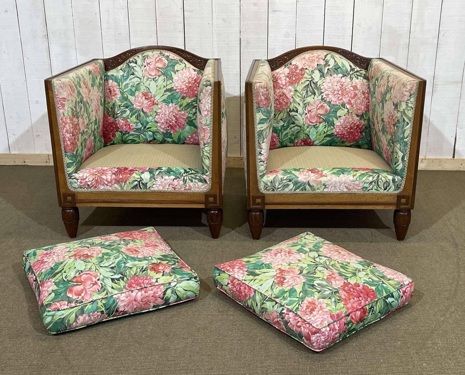 Pair of Art Deco armchairs in mahogany from the 1930s.