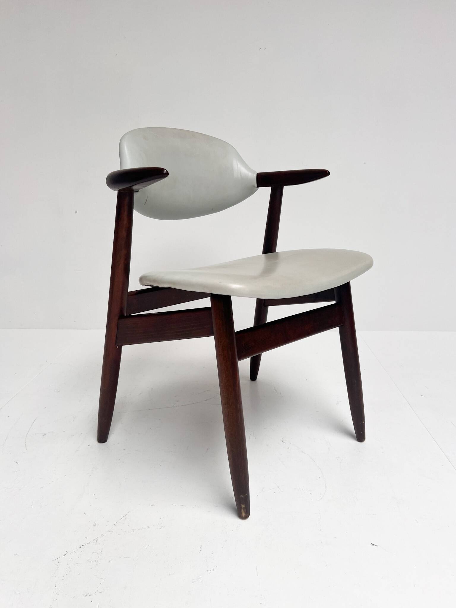 Grey colored cowhorn chair, 1970s