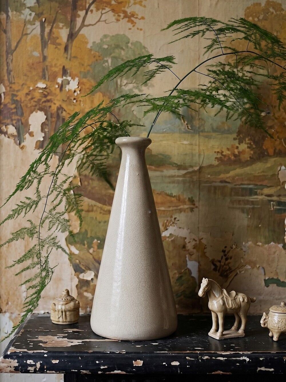 Art Deco conical vase in crackled beige earthenware, circa 1930-1950.