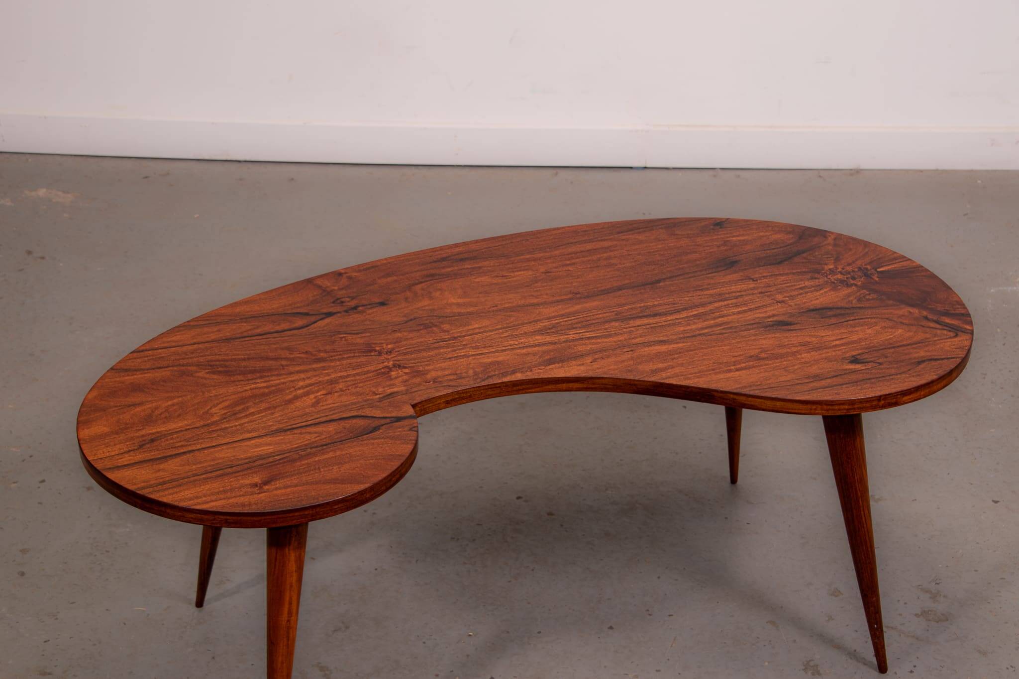 Moveis Frate Ltda Brazilian organic form coffee table. Circa 1950.