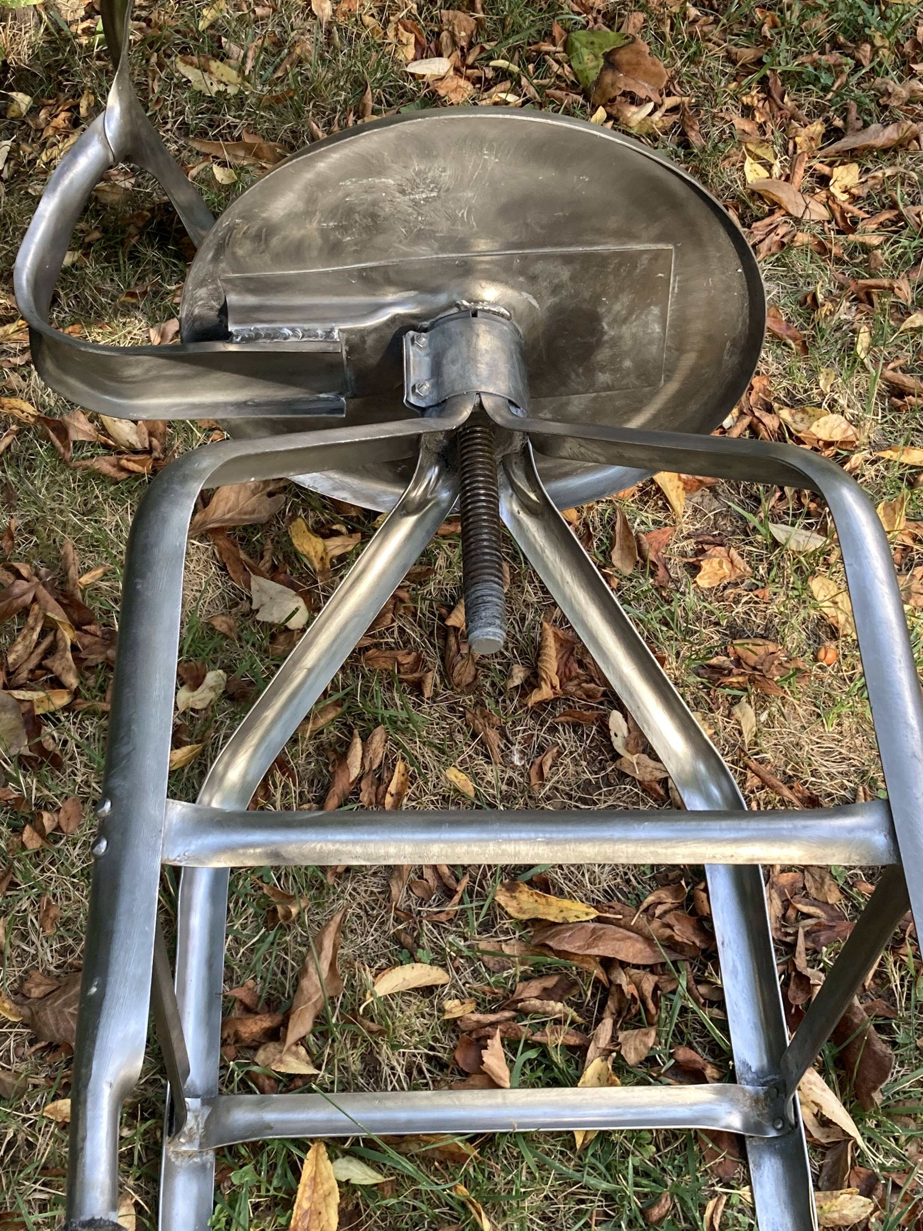 Nicolle workshop chair