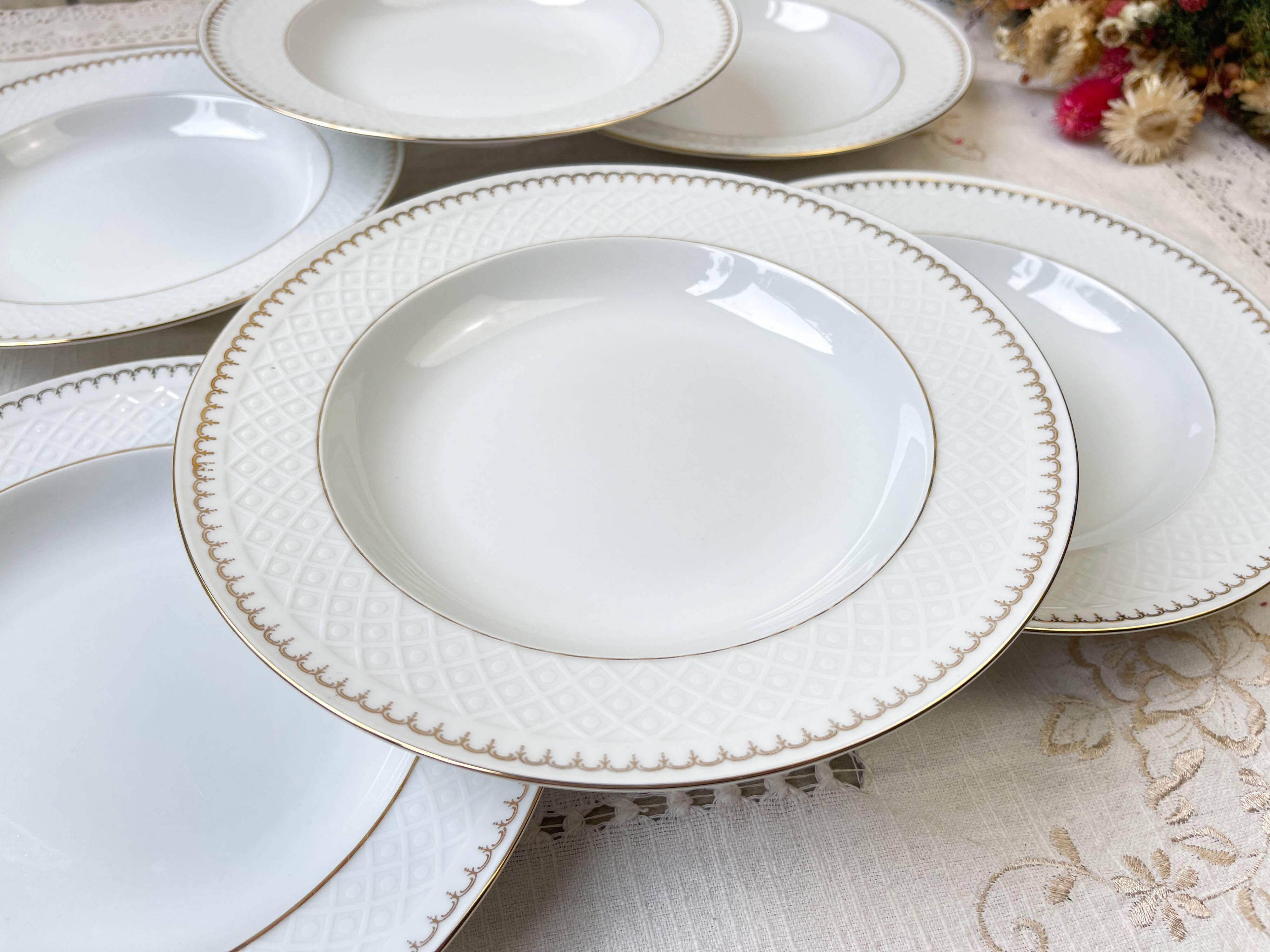 6 deep plates in white and gold porcelain, Bavaria model "Annabell"