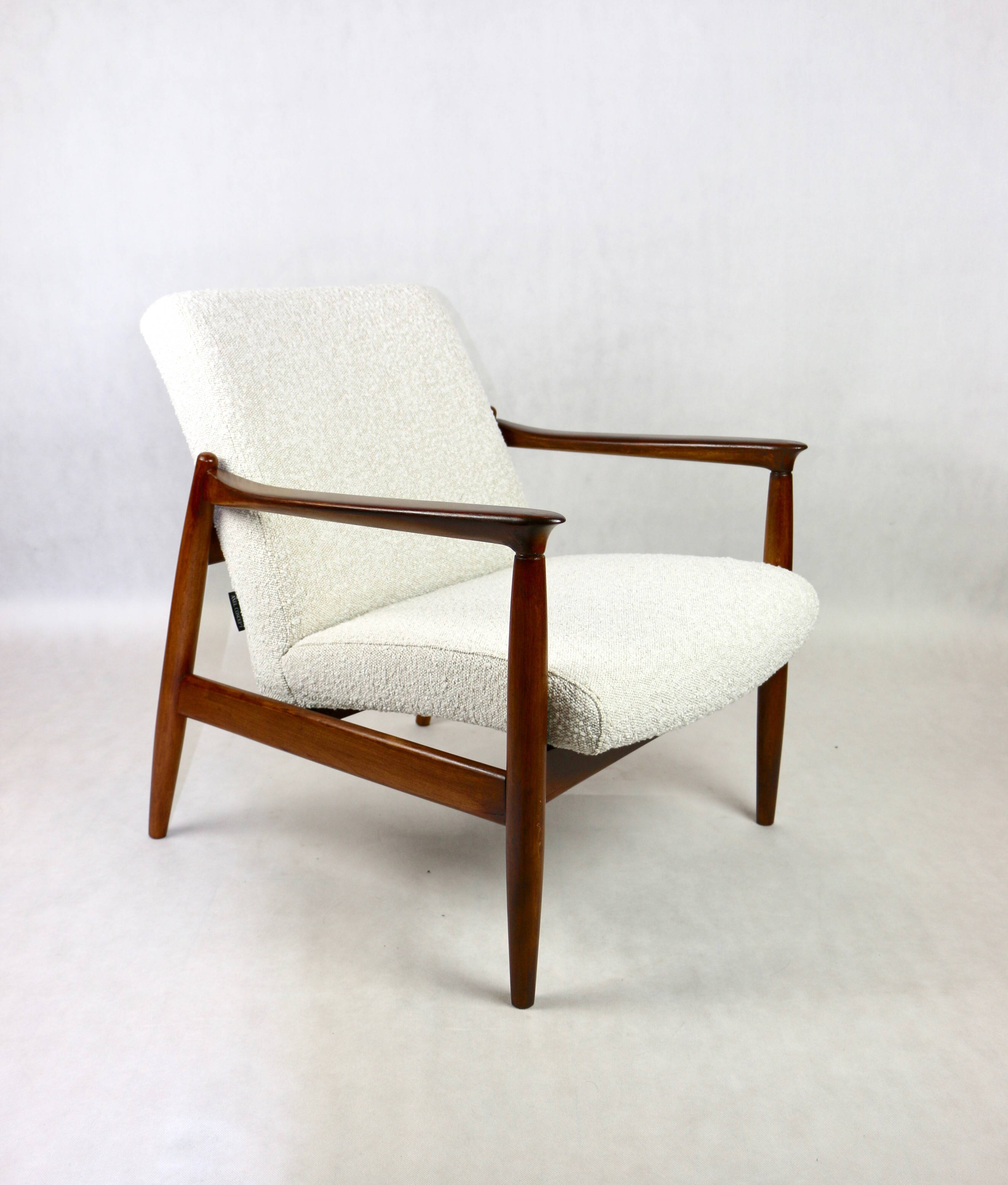 GFM-64 armchair, design by Edmund Homa from the 60s, white boucle