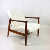 GFM-64 armchair, design by Edmund Homa from the 60s, white boucle