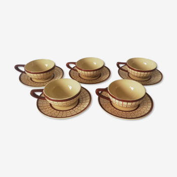 Set of 5 cups with saucers