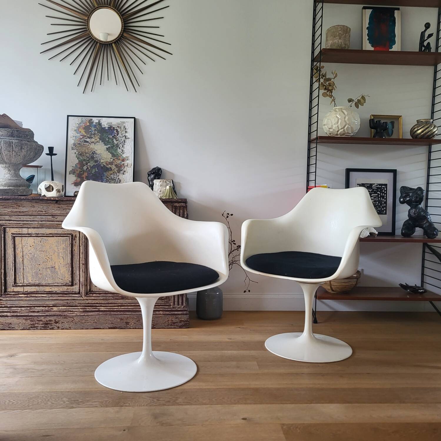 Tulip knoll armchair