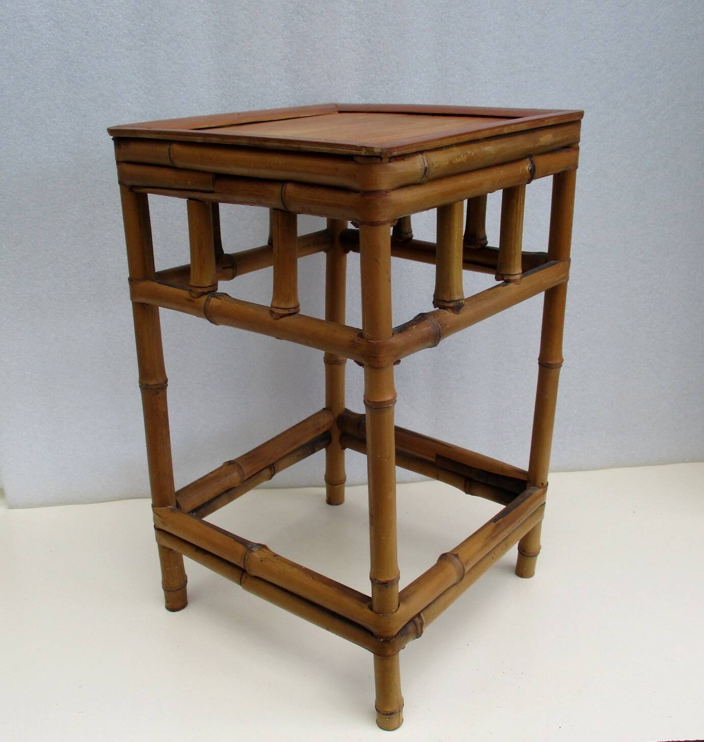 Bamboo side table - Vintage