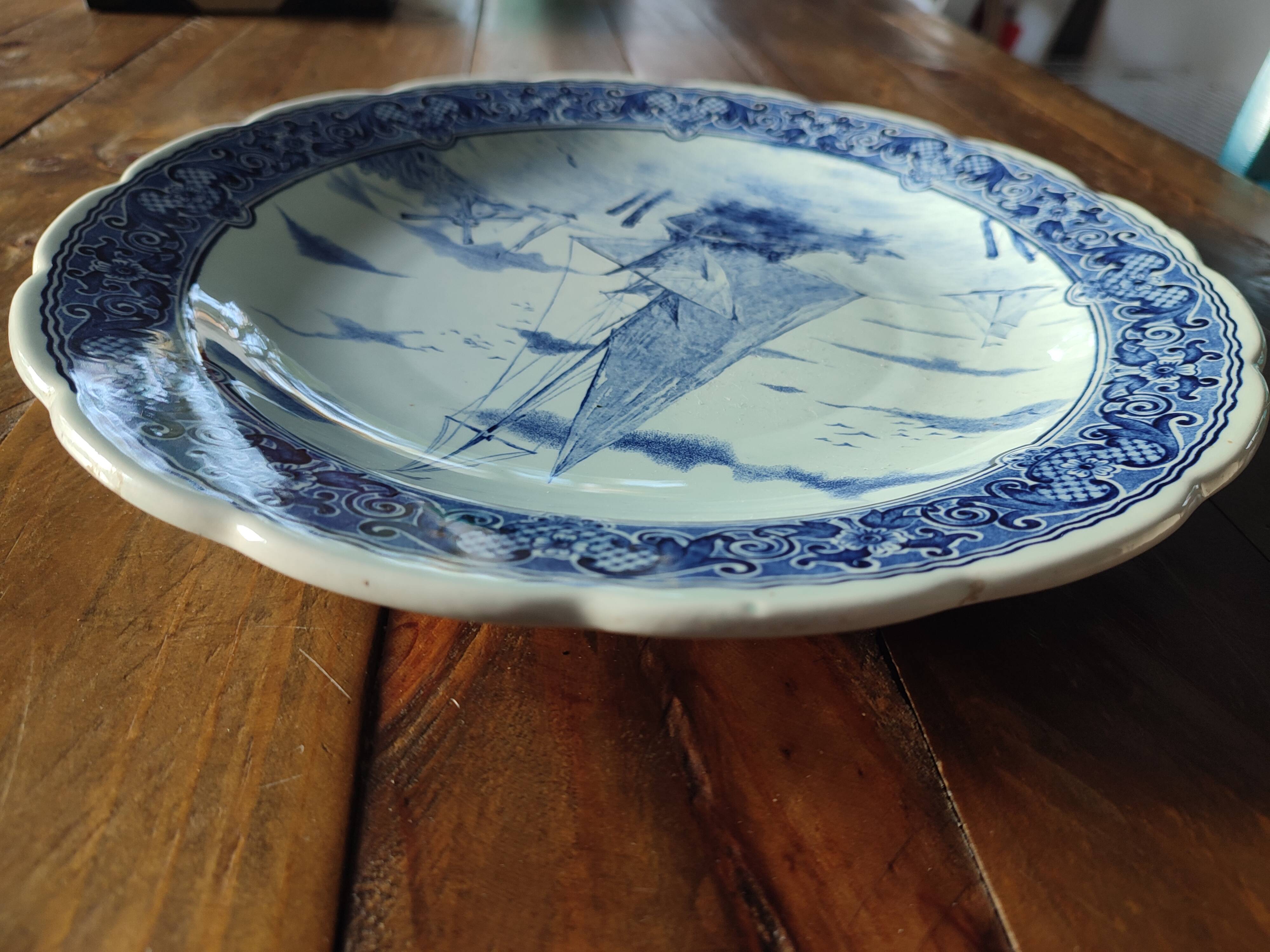 Assiette murale, faience de Delft