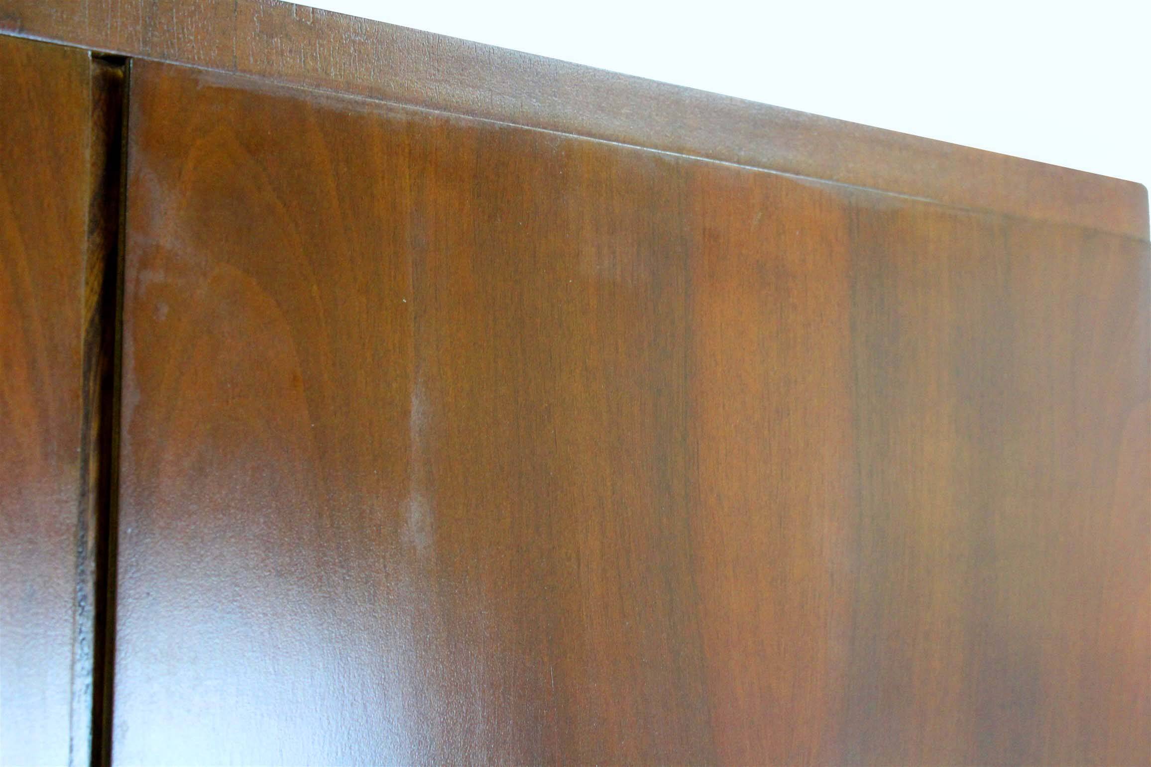 Garde-robe en acier chromé et tubulaire Bauhaus de Hynek Gottwald, années 1940.