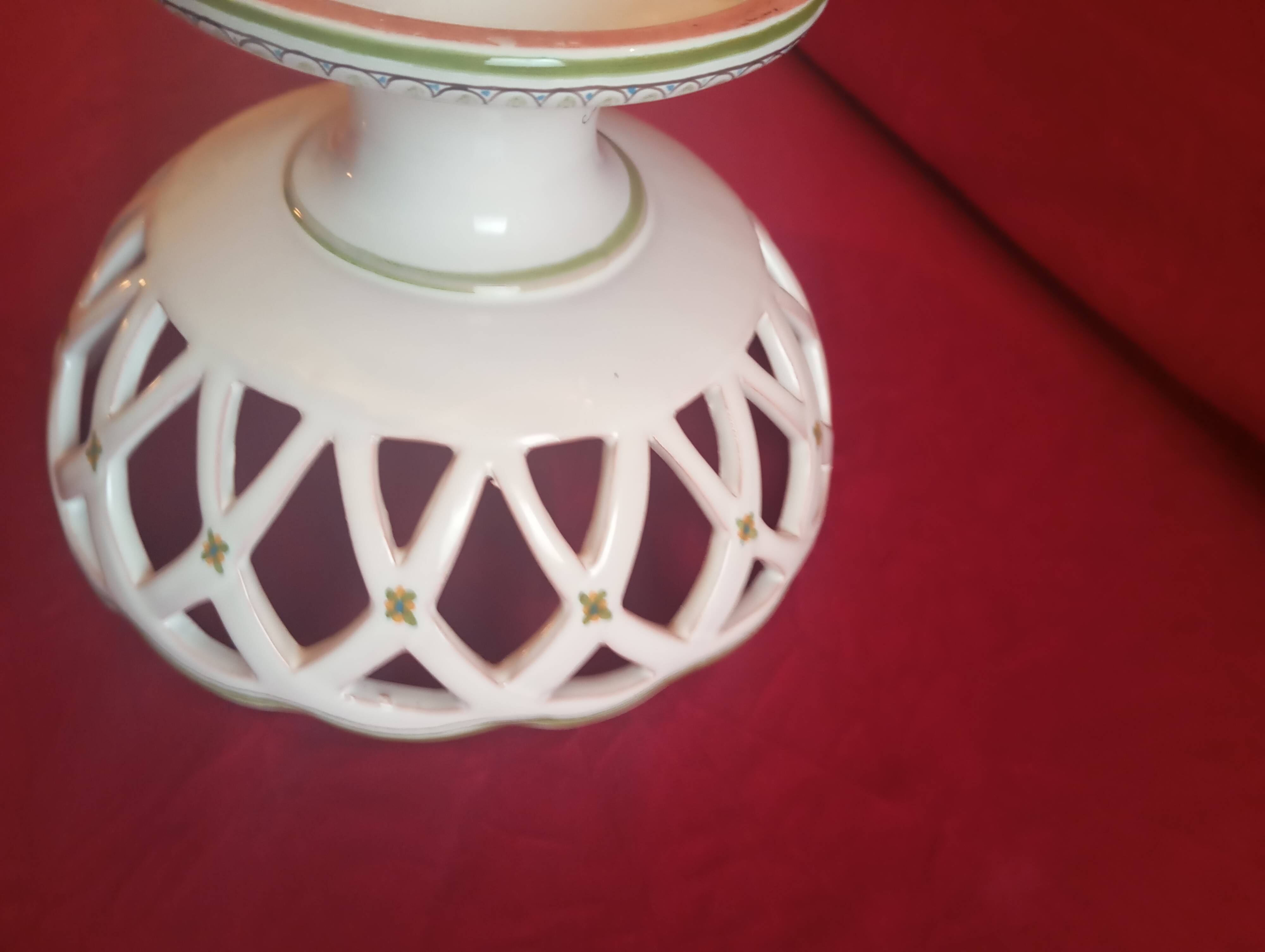 Fruit bowl from Moustiers faience