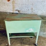 Mint dentist furniture