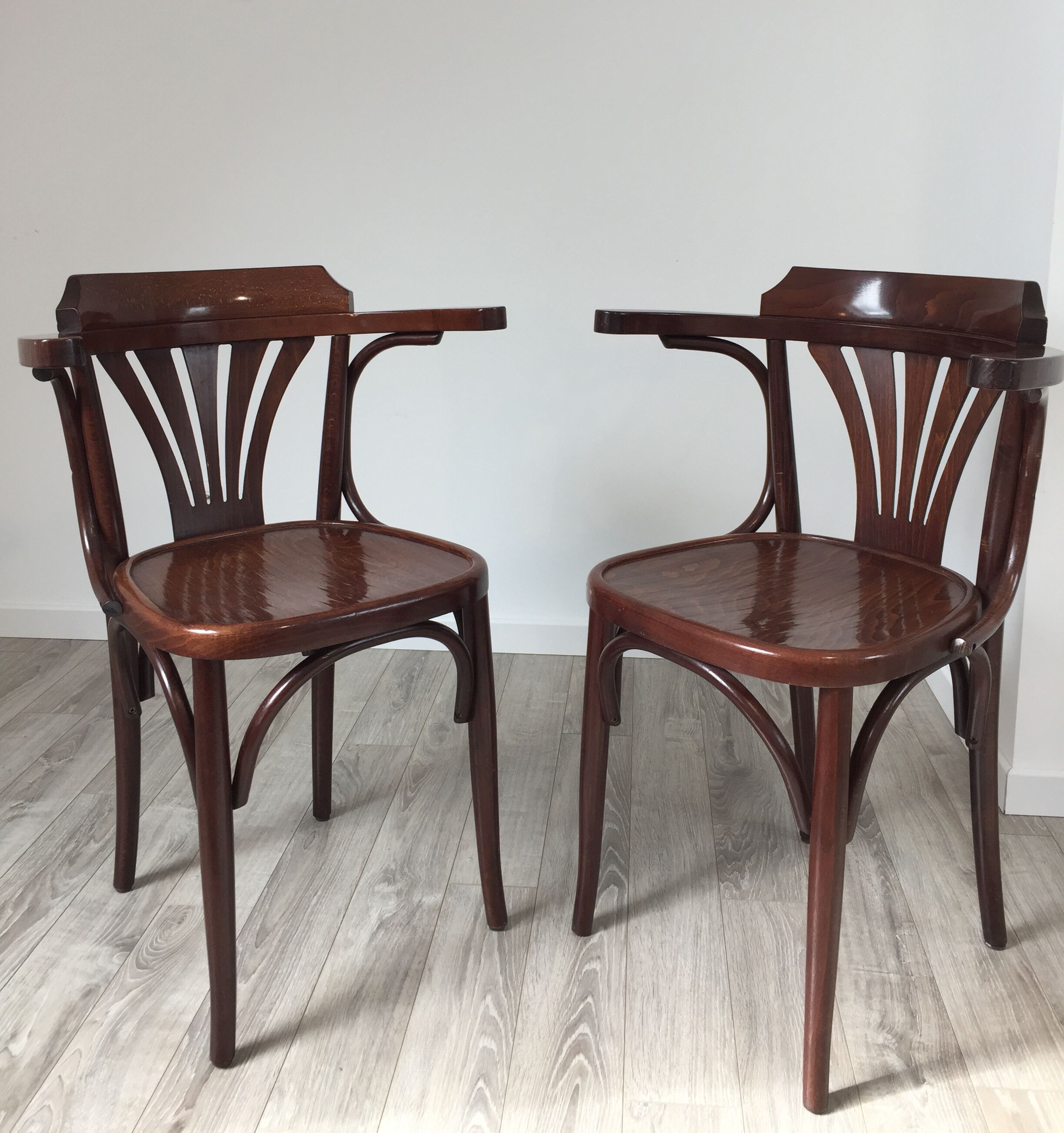 Paire de chaises bistrot