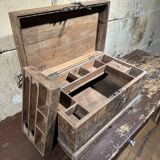 Small Indian chest with two levels and several compartments, unique piece