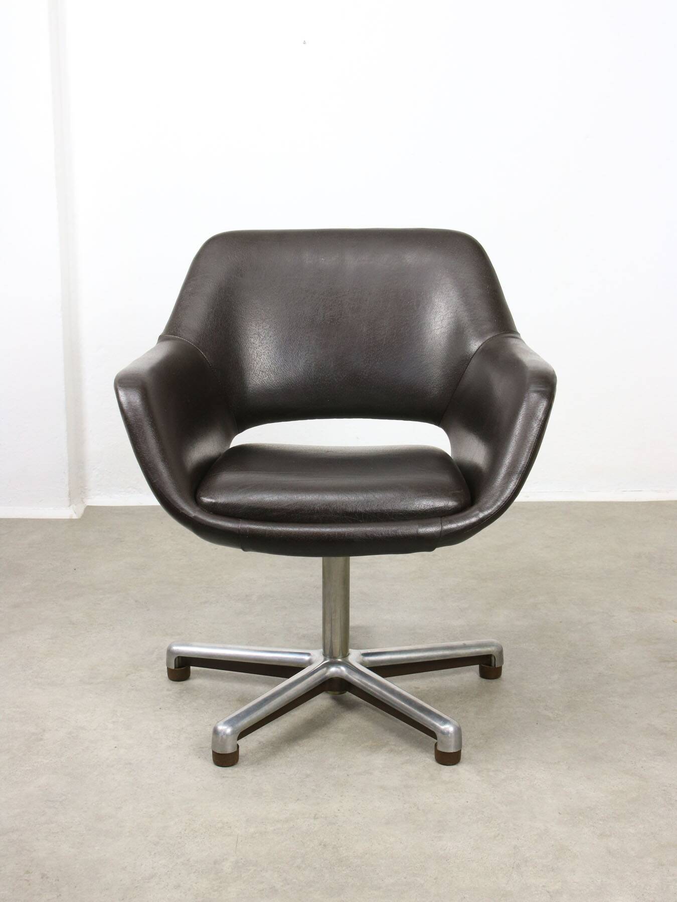 Italian Vintage Chocolate Brown Leather Office Chair