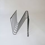 design François Arnal Atelier A vintage 1970 Zigzag magazine rack