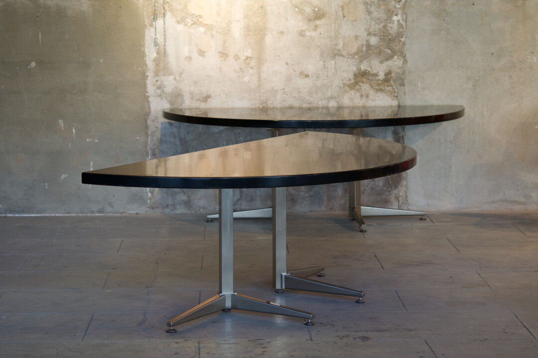 Large round conference table xxl design 1970'