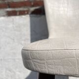 Set of 4 vintage Baumann chairs, in wood and white faux leather, model ESSOR.