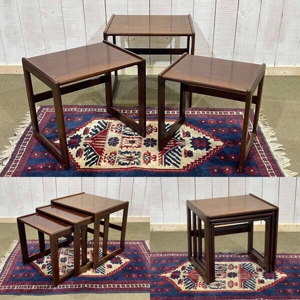Suite de 3 tables gigognes en teck des années 70