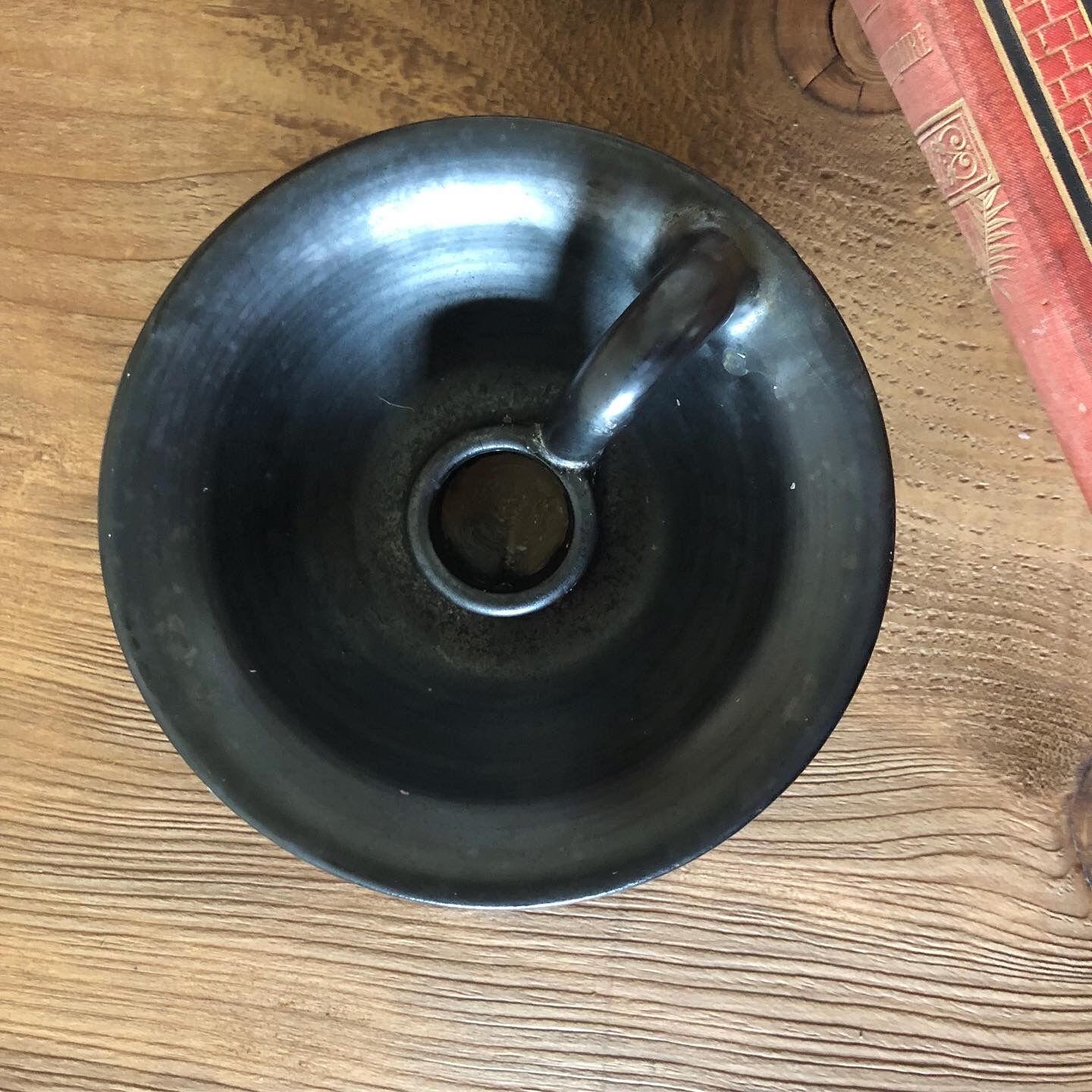 Black porcelain candle holder
